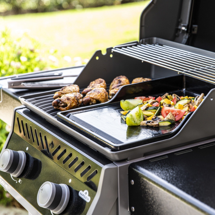 Shop uw gas BBQ of grill bij tuincentrum Schmitz!