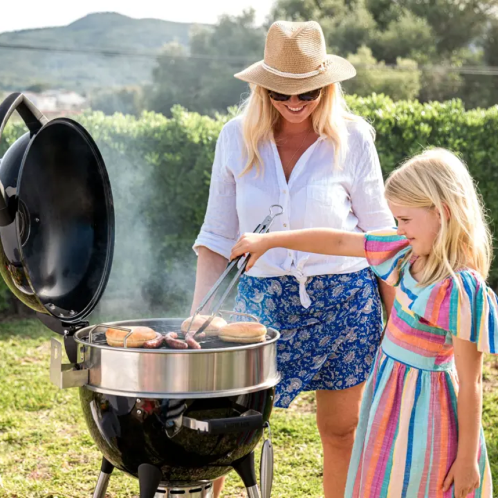 Shop uw houtskool BBQ bij tuincentrum Schmitz!