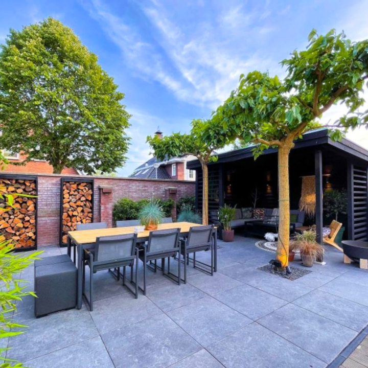 Bij tuincentrum Schmitz in Vlodrop, nabij Roermond, kunt u terecht voor Gardenlux tegels en meer. Bij tuincentrum Schmitz in Vlodrop, nabij Roermond, kunt u terecht voor Gardenlux tegels en meer.