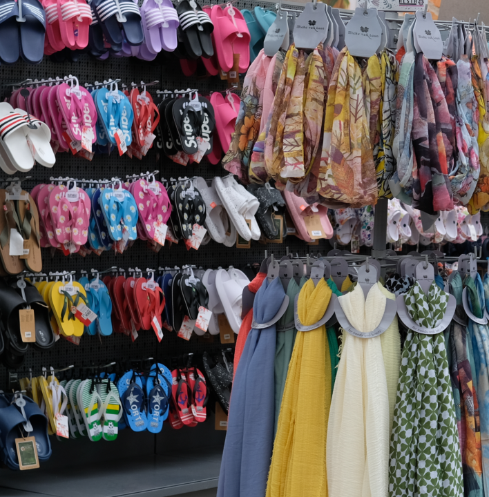 Kleding of tuinlaarzen kopen? U doet het bij tuincentrum Schmitz in Vlodrop, nabij Roermond!