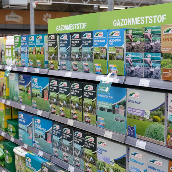 Meststoffen kopen? U doet het bij tuincentrum Schmitz in Vlodrop, nabij Roermond! Meststoffen kopen? U doet het bij tuincentrum Schmitz in Vlodrop, nabij Roermond!