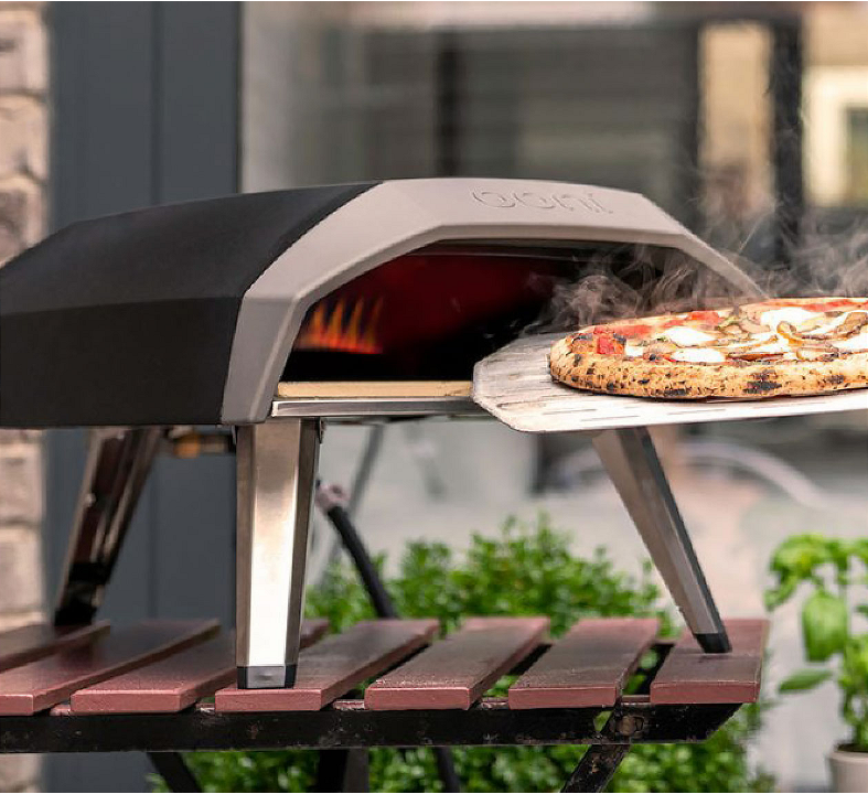 Een Ooni pizza oven koopt u (online) bij tuincentrum Schmitz!