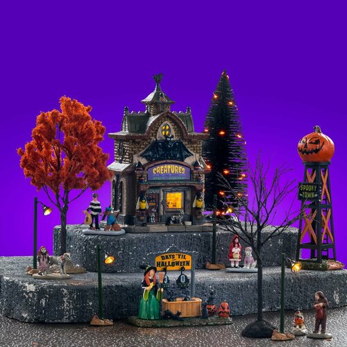 Creatures of the night pet shop kit