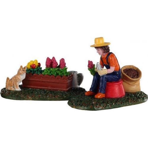 Lemax GARDEN GROOMING, SET OF 2