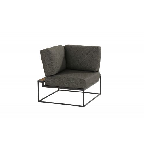Patio platform corner with 3 cushions