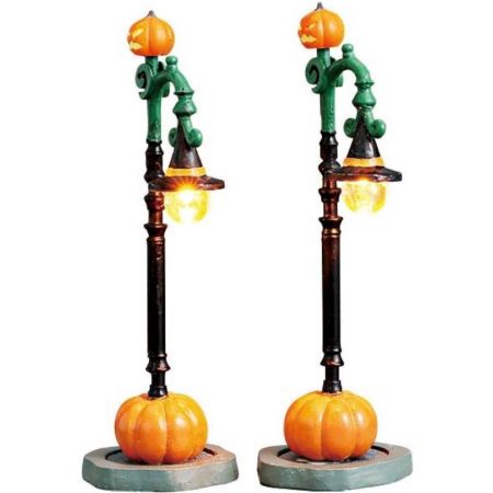 Lemax Witch Pumpkin Patch, Set Of 2, B/O (4.5V)